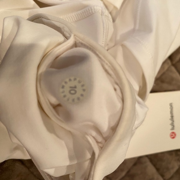 Lululemon "All The Right Places" - Picture 6 of 6